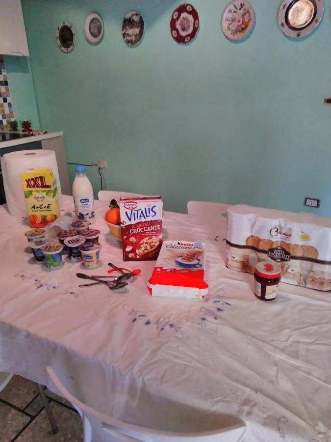 Casa Vacanza Zia Ersilia Rotondi Bagian luar foto